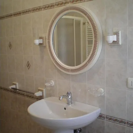 Geraeumige Apartman Levanto